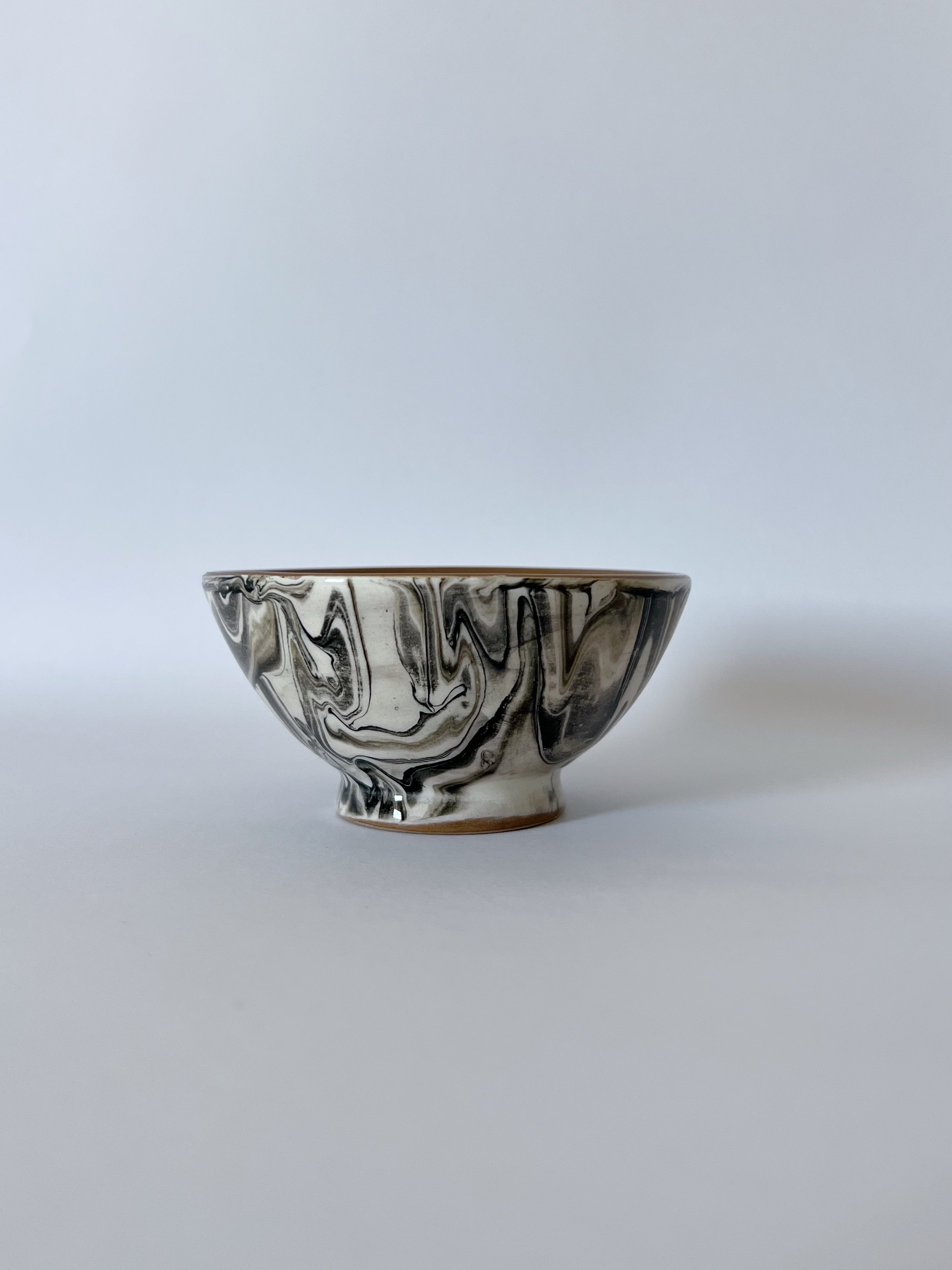 Une Vie Nomade Small Swirled Bowls—Black Une Vie Nomade new arrivals 2023 2AF164E3-B83A-4622-95BE-09C37989395A