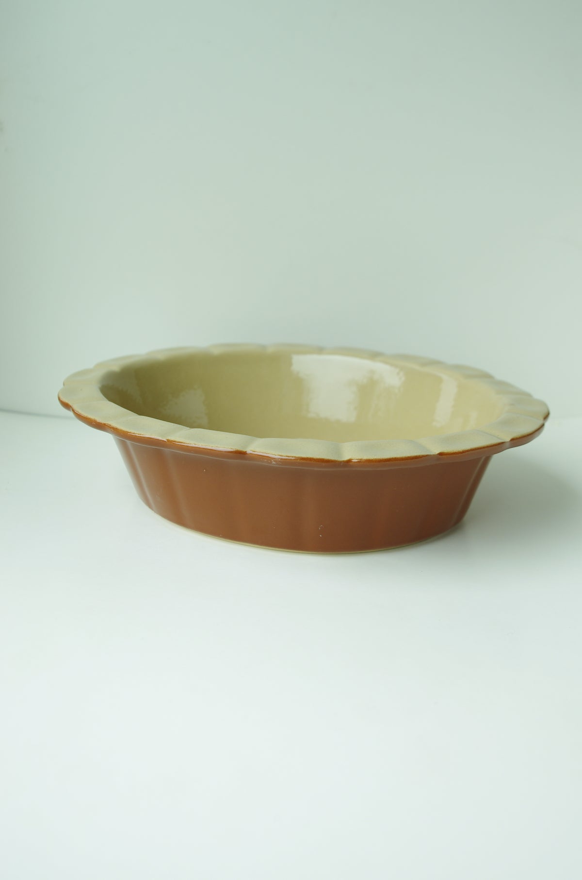 Poterie Renault Oval Pie Dish Large (2.5 L) - Brown