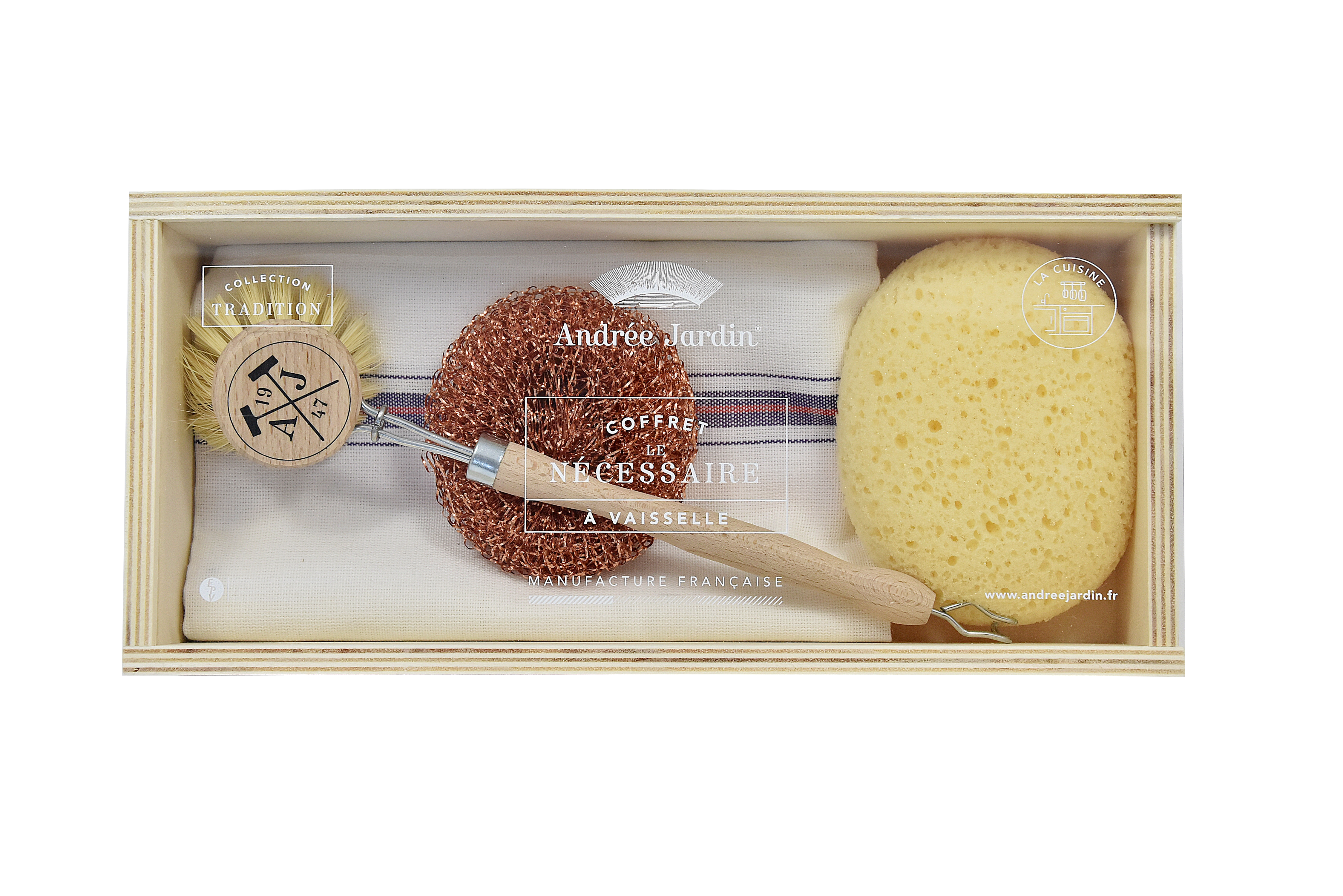Andrée Jardin "Tradition" Dish Kit in Wooden Box Sponges & Scouring Pads Andrée Jardin Andrée Jardin Back in stock Brand_Andrée Jardin Home_Household Cleaning Kitchen_Accessories Kitchen_Kitchenware La Cuisine Necessaire-Vaisselle_300DPI