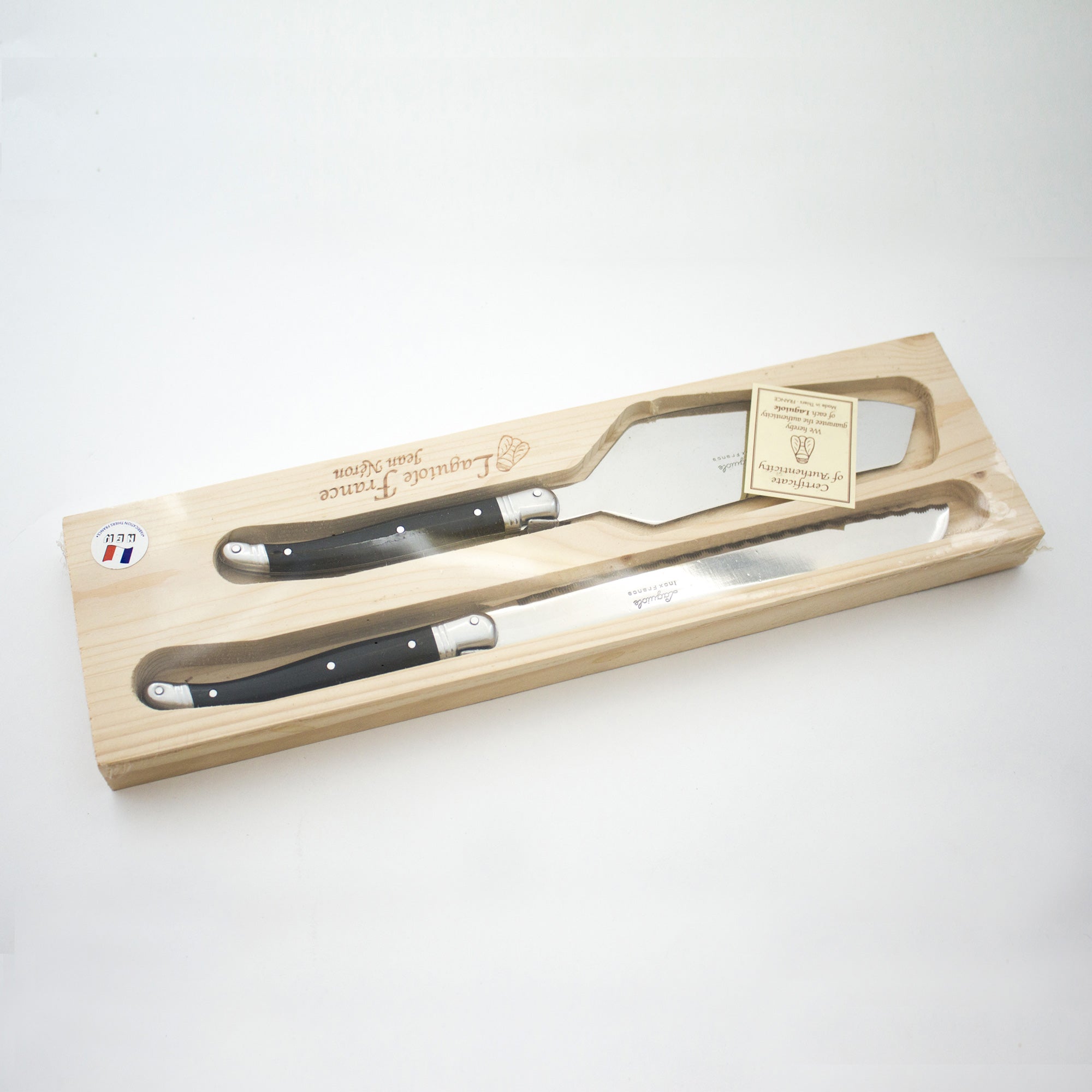 Laguiole Black Cake Set in Wood Box (Cake Slicer and Bread Knife) Cutlery Laguiole Brand_Laguiole Kitchen_Dinnerware Kitchen_Kitchenware Knife Sets Laguiole Serveware Spring Collection cake-black
