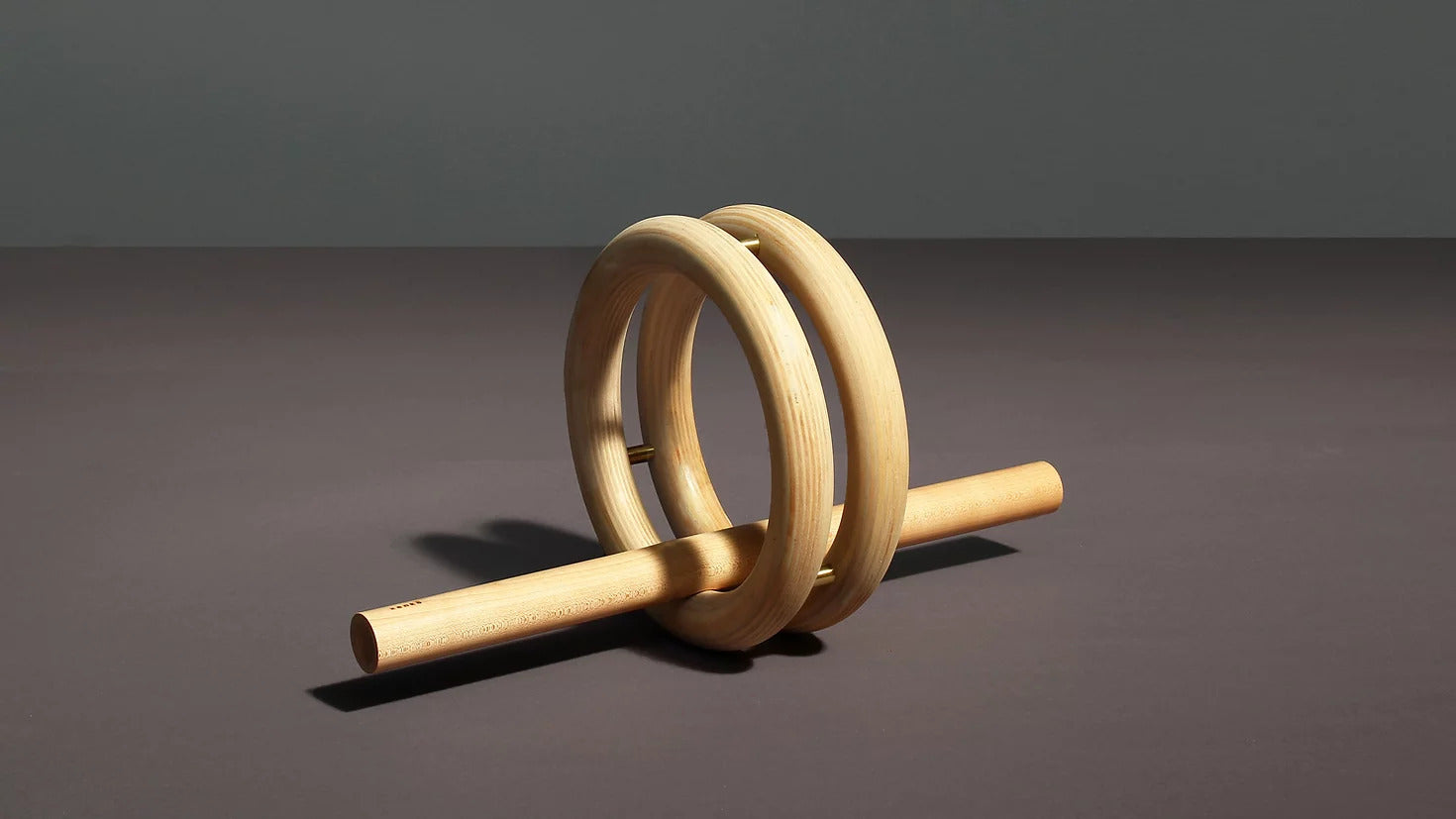 Kenko Maple Abdominal Roller - Kenko - Brand_Kenko Fitness - CLEAN OUT SALE - Home_Workout Equipment - Kenko - New Arrivals - ezgif.com-gif-maker_3b6e23f4-ce07-40fa-b646-dc3195b57c27