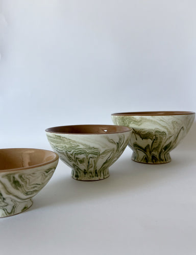Une Vie Nomade Medium Swirled Bowls—Green Une Vie Nomade new arrivals 2023 24266EBA-8032-4F51-94DB-87351370B1EC_2c81a457-fb2a-4095-b8d1-efe16766ada1