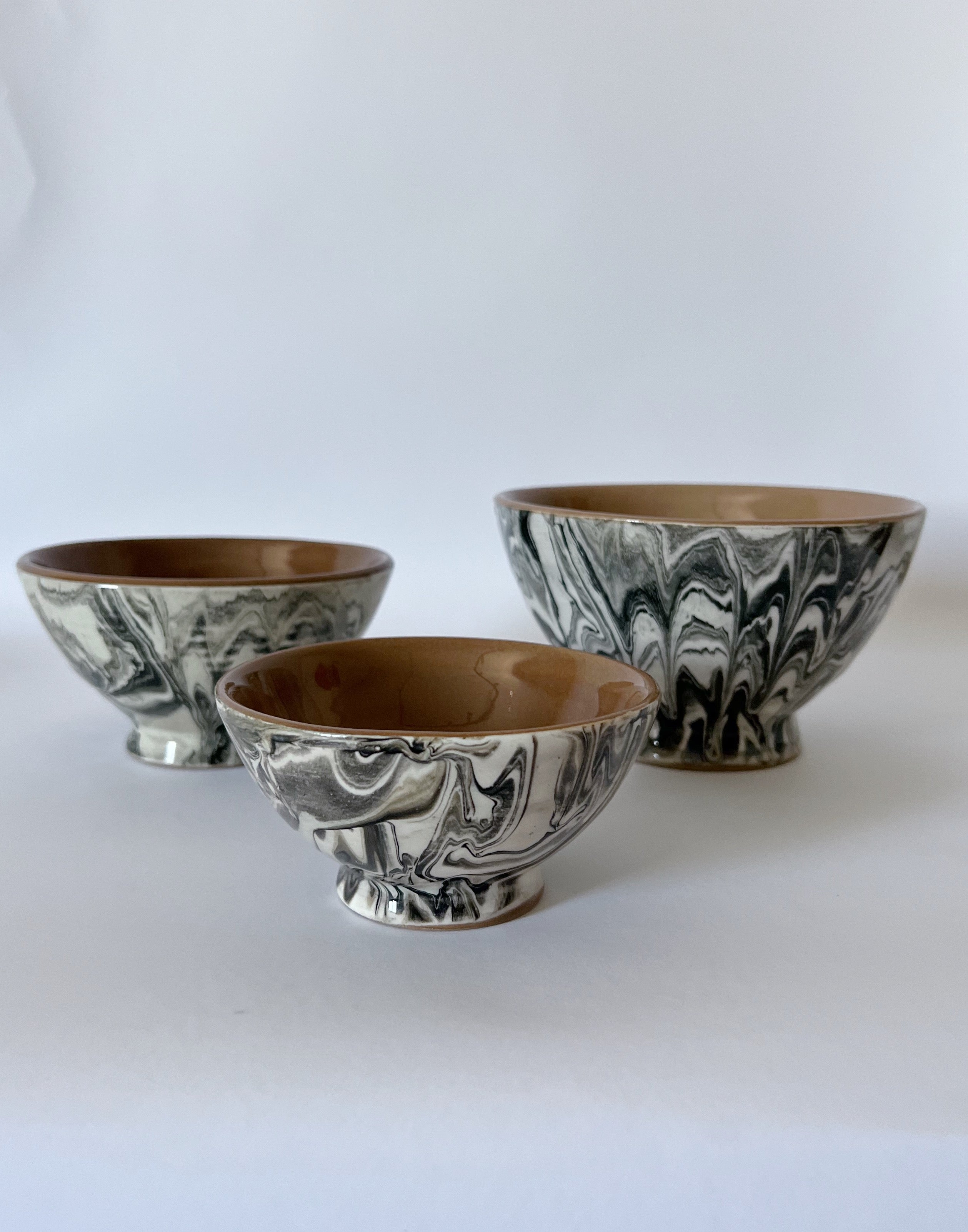 Une Vie Nomade Small Swirled Bowls—Black Une Vie Nomade new arrivals 2023 304A75B1-4863-4B77-B1B5-1D0342DC290D_2a04b5ab-1860-44b1-91fe-e53bd067a58b