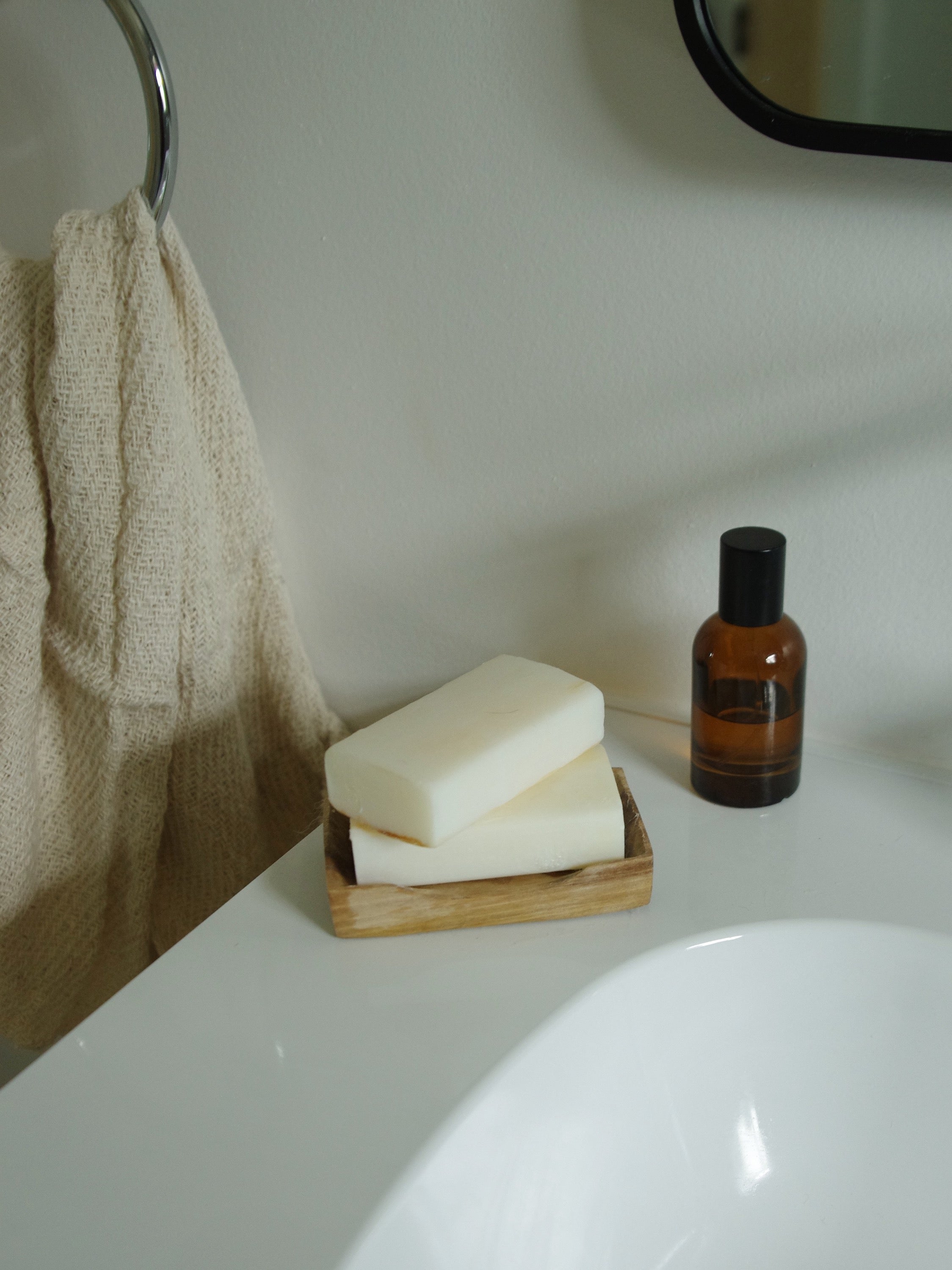 Le Bain Bathroom Accessories—Soap Dish Rectangle Soap Dish French Dry Goods French bathroom accessories Le Bain Bathroom Accessories Moroccan Walnut Wood New Arrivals new arrivals 2023 Wood bathroom accessories Le_Bain_French_Soap_Dish-55C1CEA2-2249x3000