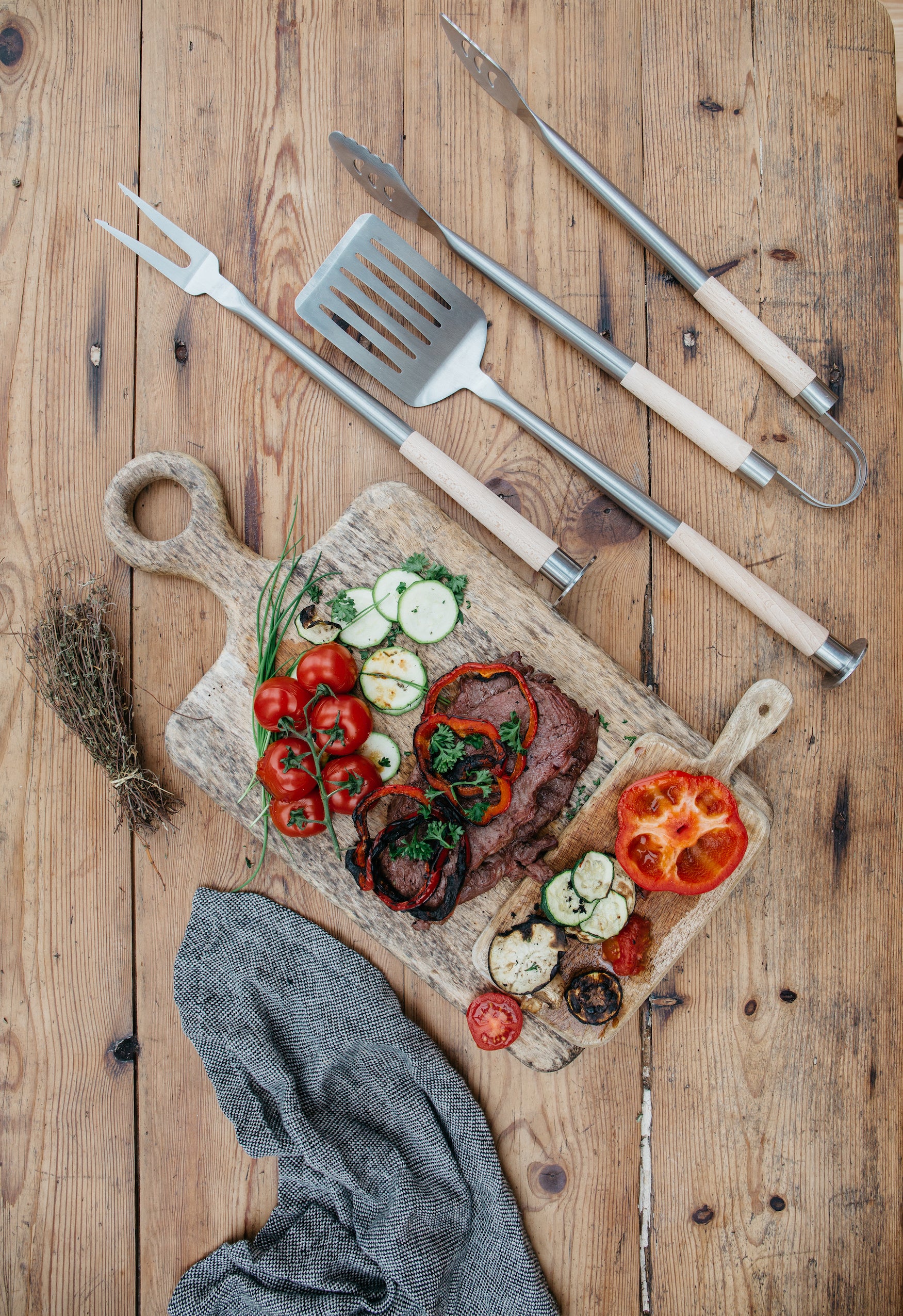 Andrée Jardin Complete BBQ Set (5 BBQ Tools and Hanging Storage) Utilities Andrée Jardin Andrée Jardin Brand_Andrée Jardin Kitchen_Accessories Kitchen_Kitchenware La Cuisine 0N5A7825