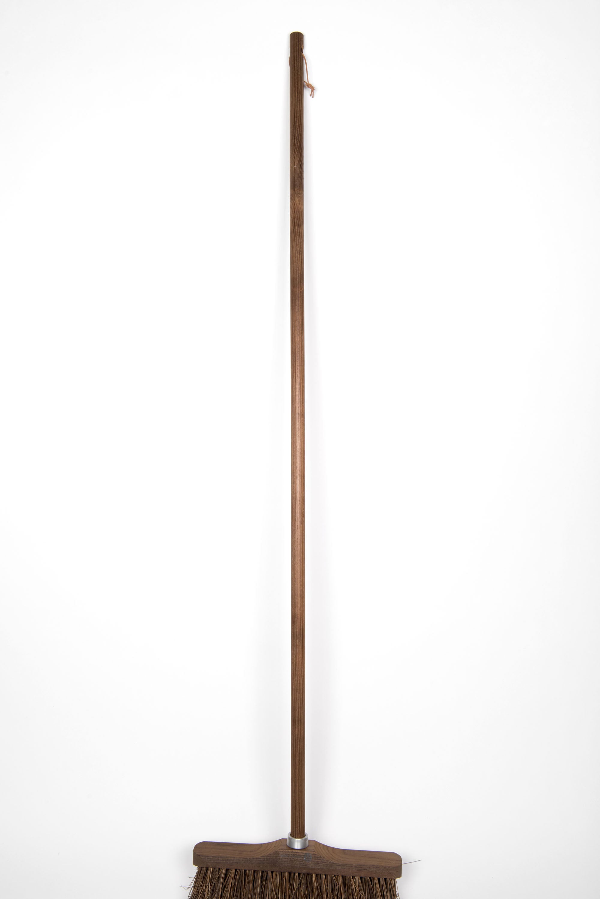 Andrée Jardin Heritage 17 Ash Wood Broom Head with Black Fibers