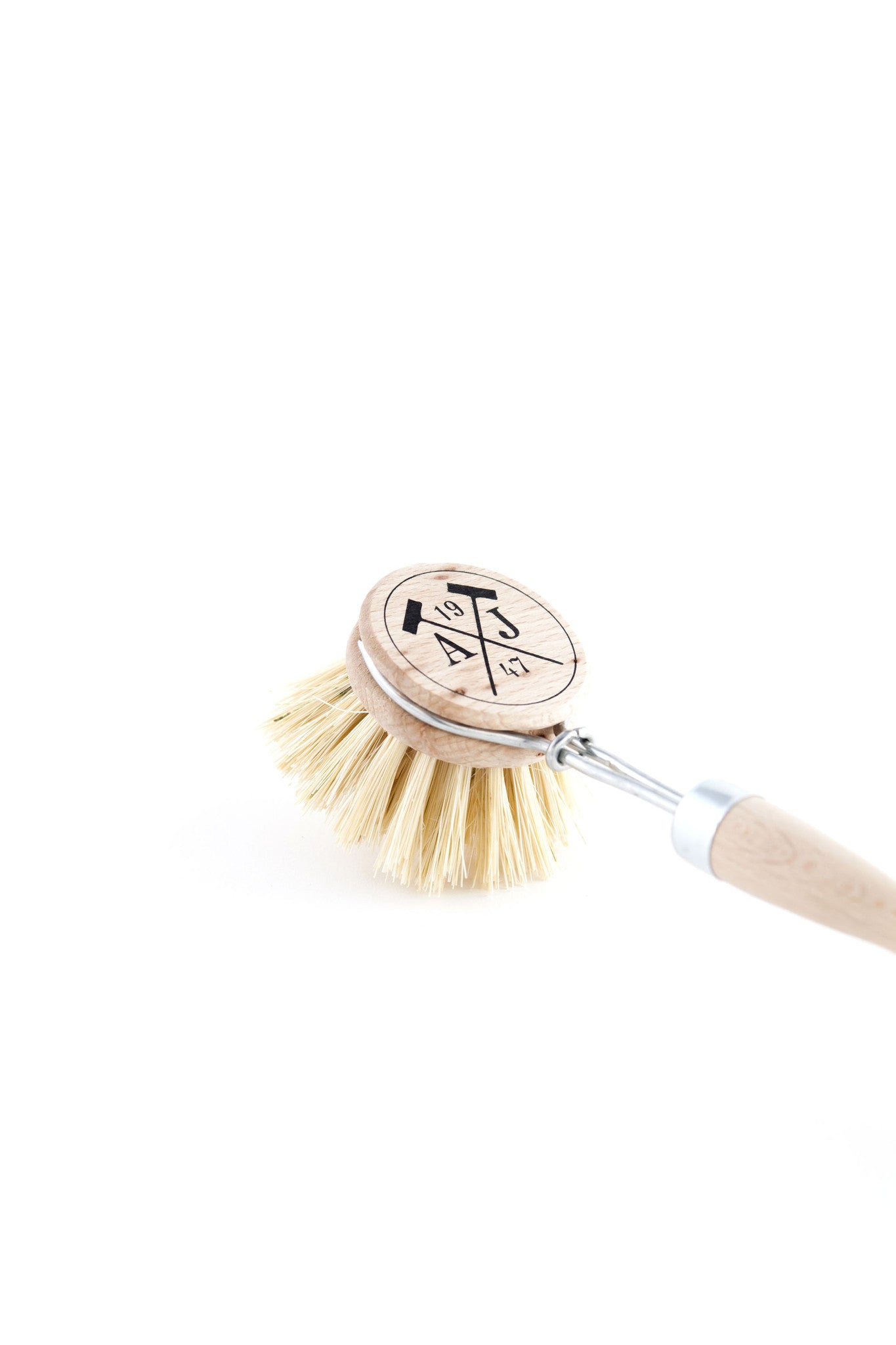 Andrée Jardin Tradition Handled Dish Brush Utilities Andrée Jardin Andrée Jardin Back in stock Brand_Andrée Jardin Home_Household Cleaning Kitchen_Accessories La Cuisine Summer Clean Up 5300-R1818_Handled_Dish_Brush_C