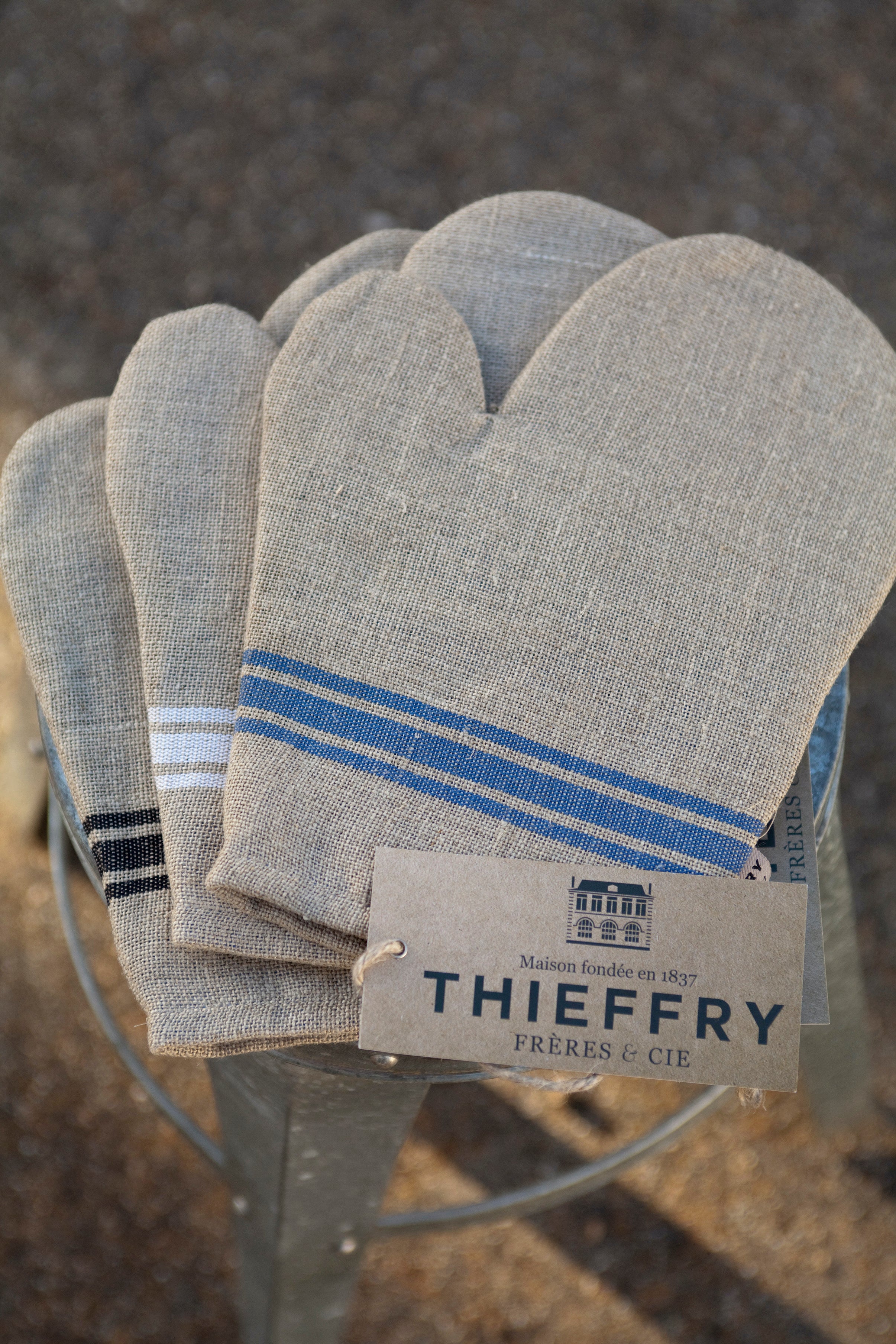 Thieffry Monogramme Linen Oven Mitt Textile Thieffry Brand_Thieffry Oven Mitts Textiles_Oven Mitts & Pot Holders Thieffry 6_13_16_LG_57THIEFFRYMONOGRAMMELINENOVENMITTFRENCHREDWHITEBLUEBLACK