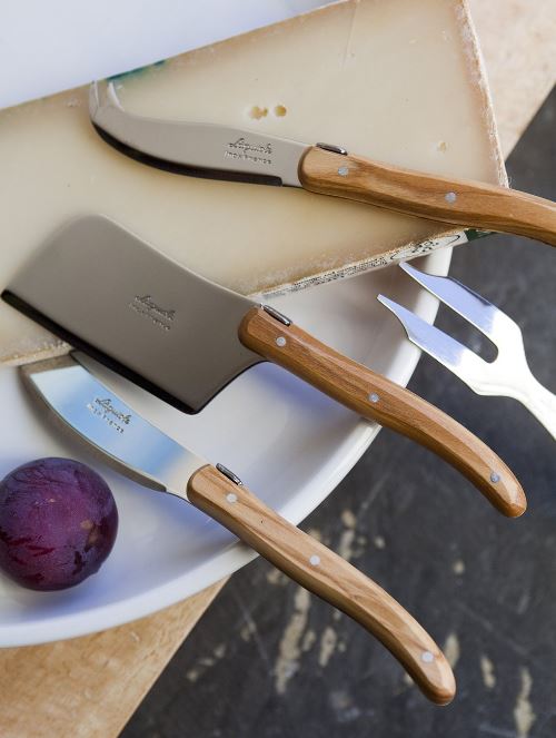 Laguiole Olivewood Mini Cheese Set in Brown Box (Cutter, Spreader, Fork Tipped Knife) Cutlery Set Laguiole Brand_Laguiole Flatware Sets Gift Sets Kitchen_Dinnerware Kitchen_Kitchenware Laguiole Mini Cheese Sets 7900-3333_OL2