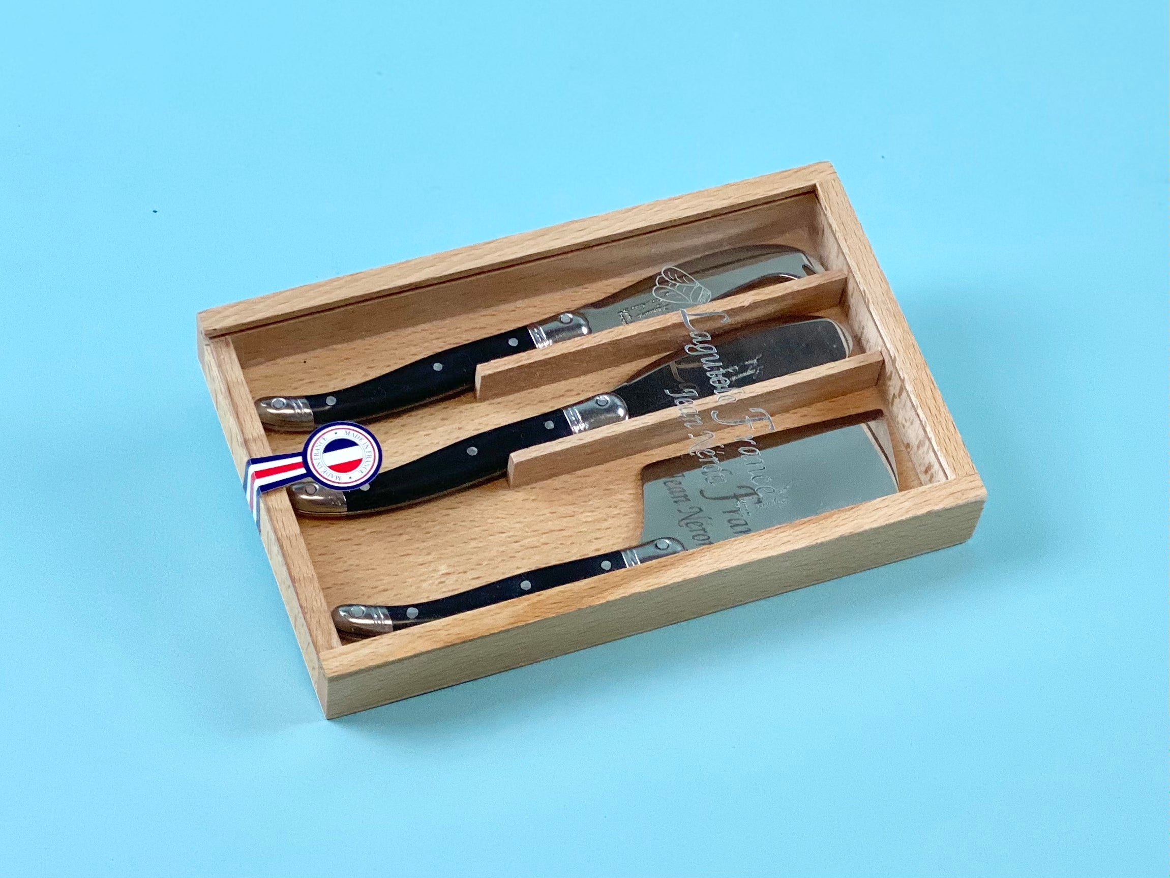 Laguiole Mini Black Cheese Set in Wooden Box with Acrylic Lid (Set of 3) Cutlery Set Laguiole Brand_Laguiole Cheese Sets Gift Sets Kitchen_Dinnerware Kitchen_Kitchenware Laguiole Loose Mini Rainbow Utensils Mini Cheese Sets 79003300BLK