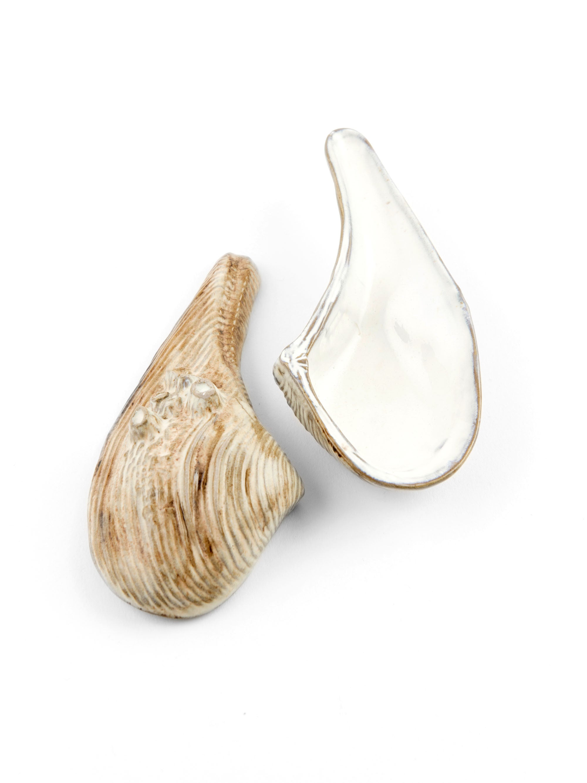 Yarnnakarn Oceanology Dish Stand Ceramic Yarnnakarn Accents Brand_Yarnnakarn Vases 9800-OCT038_Spoon_Rest_A