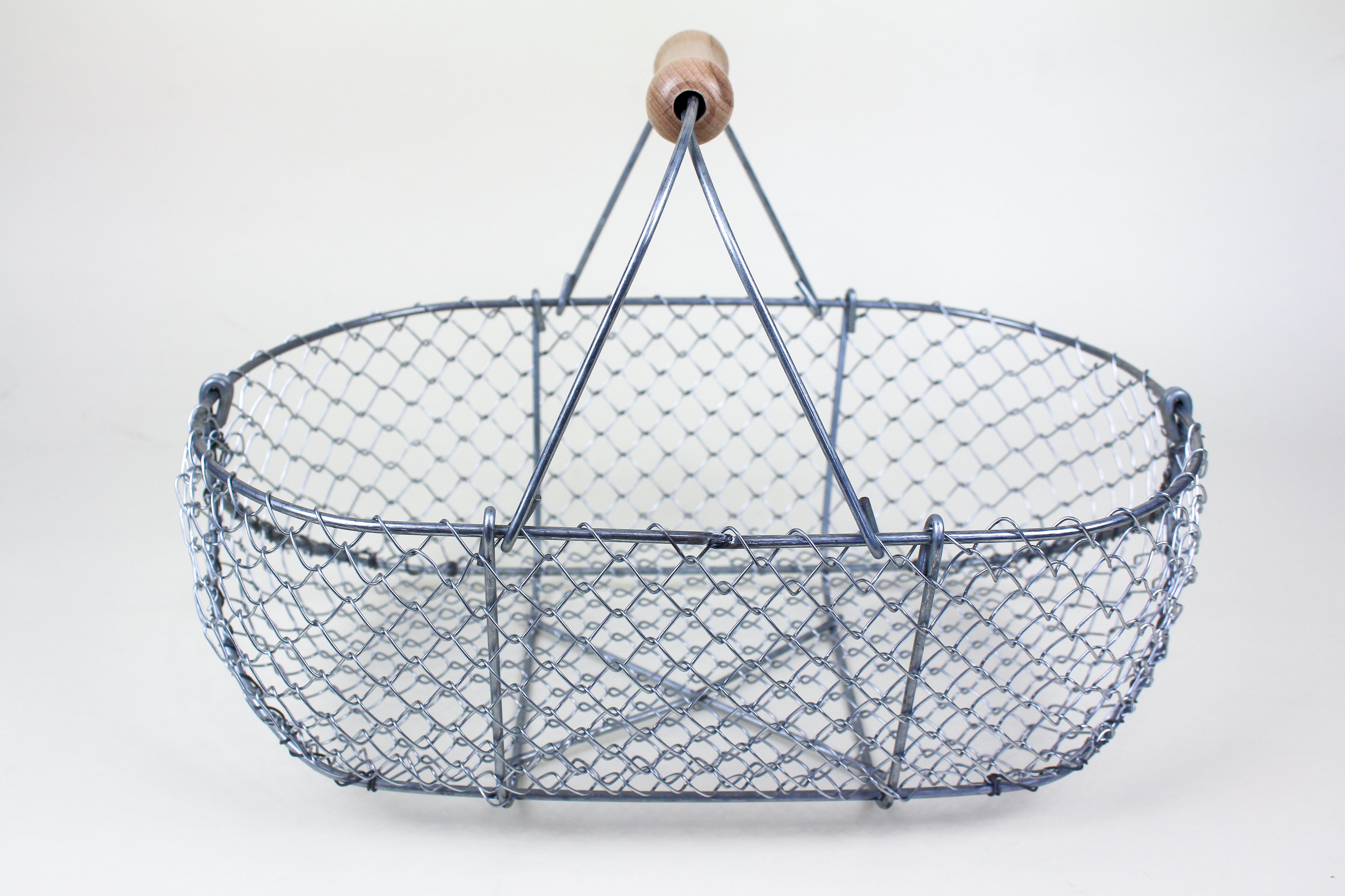 Atelier Aertgeerts French Harvesting Basket Medium (20x11x6in) Atelier Aertgeerts Brand_Atelier Aertgeerts Home_Decor Kitchen_Storage New Arrivals AtelierAertgeertsMetalBasketmedium-2