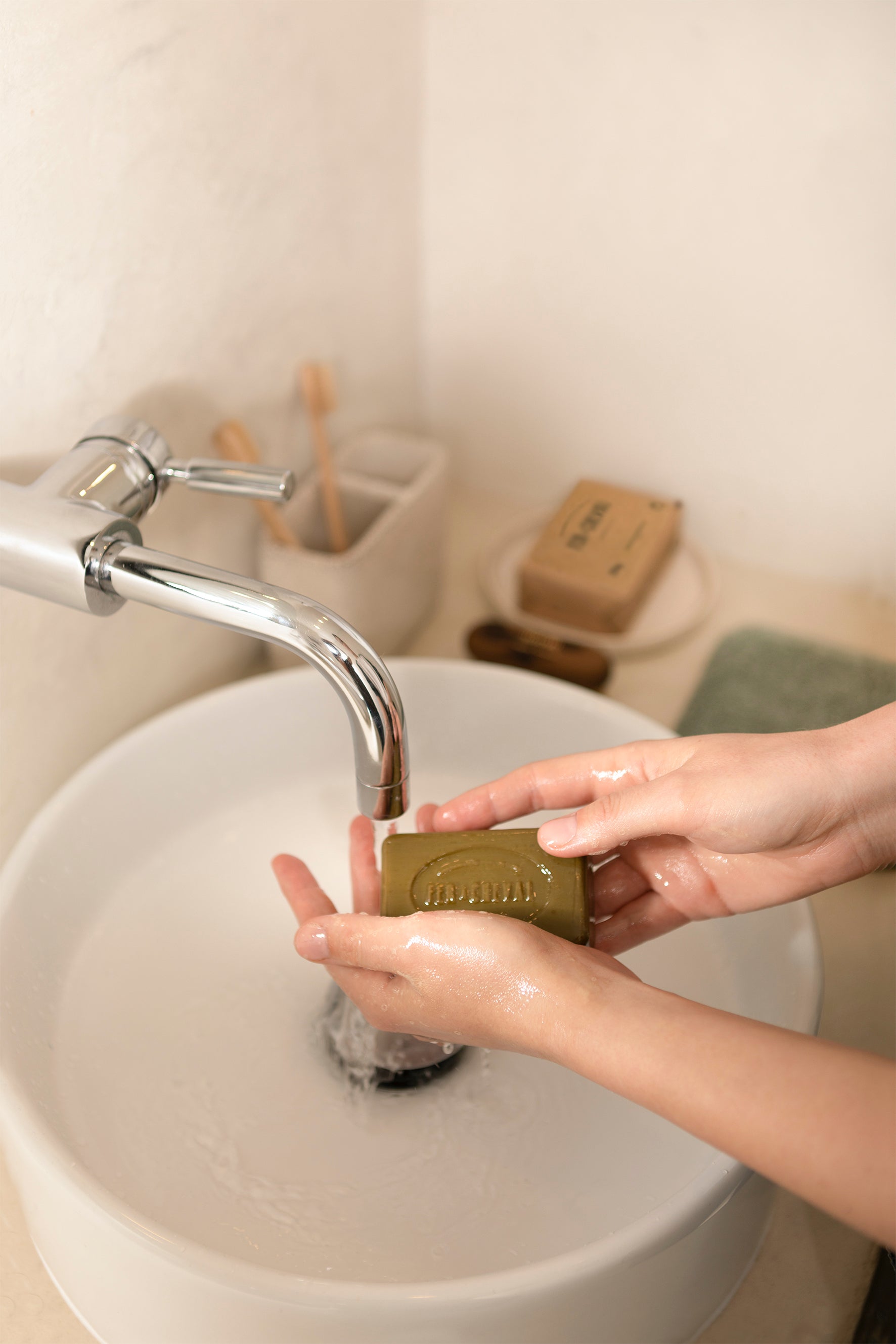 Fer à Cheval Genuine Marseille Soap Olive Oil 100g Bar Soap Fer à Cheval Bath & Body_Bar Soap Brand_Fer à Cheval CLEAN OUT SALE KTFWHS BRUT01FeraChevalGenuineMarseilleSoapOliveOil100gBar