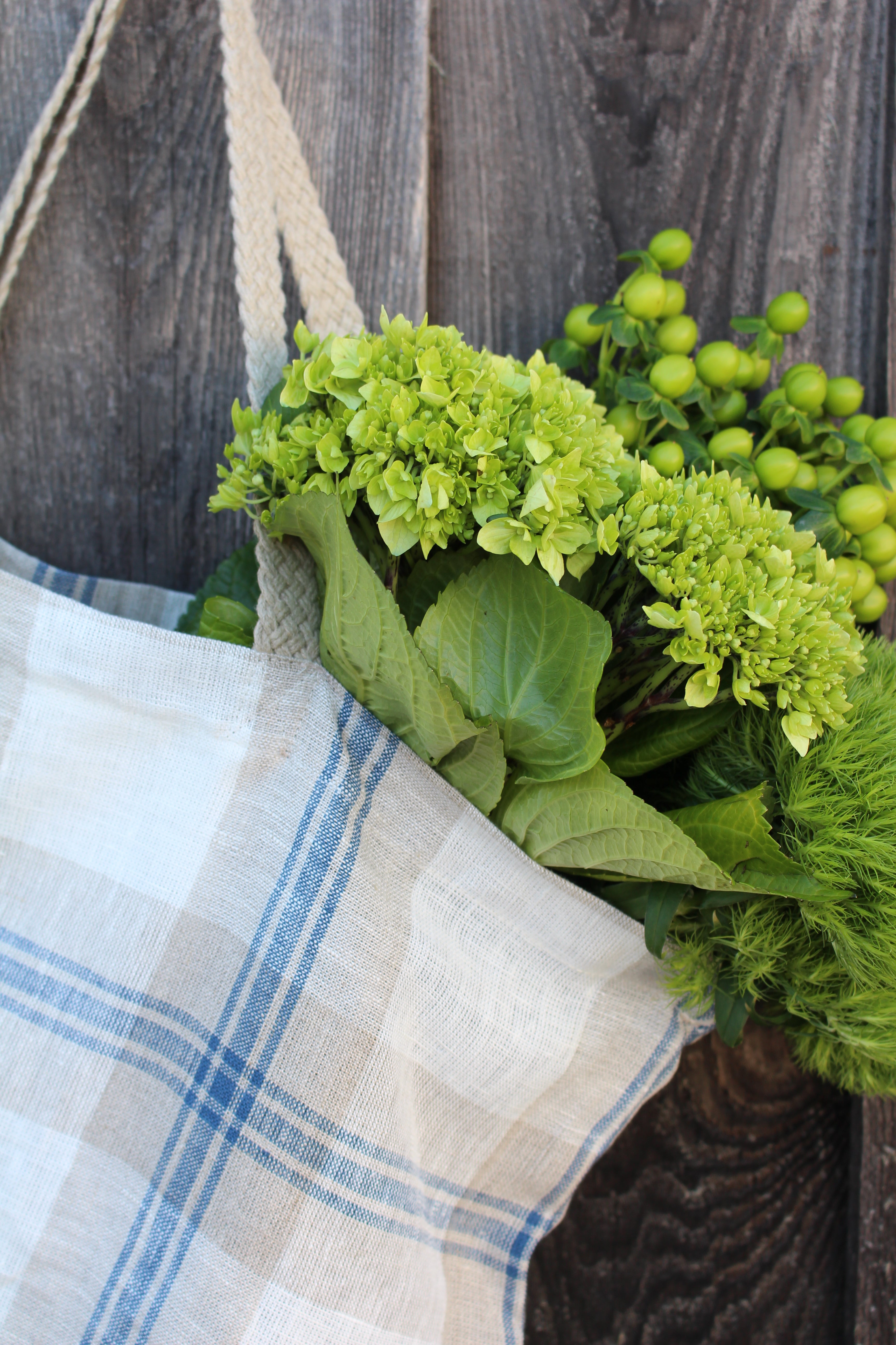 Cassandre Blue Plaid Thieffry Linen Shopping Bag with Braided Handle and Inner Zipper Pocket - Textile - Thieffry - Brand_Thieffry - New Arrivals - Shopping Bags - Textiles_Tote Bags - Thieffry - IMG_0601