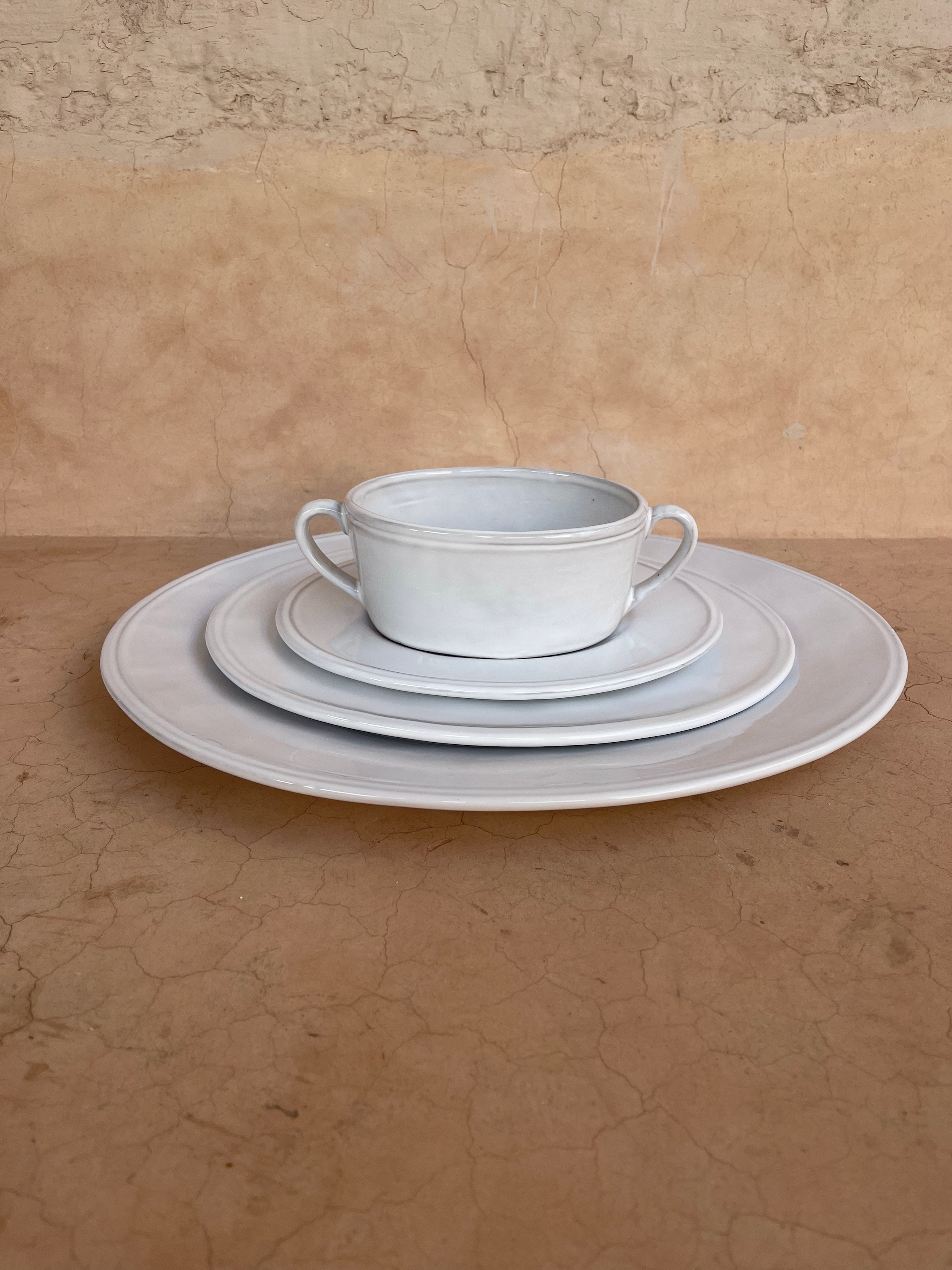 Clos du Manoir Dinner Plate - Plates - Clos du Manoir - Brand_Clos du Manoir - Dinnerware_Bowls & Plates - Kitchen_Serveware - IMG_0850_closdumanoirdinnerware_2bd76c9d-1eb7-462d-8156-0d3906d5ff37