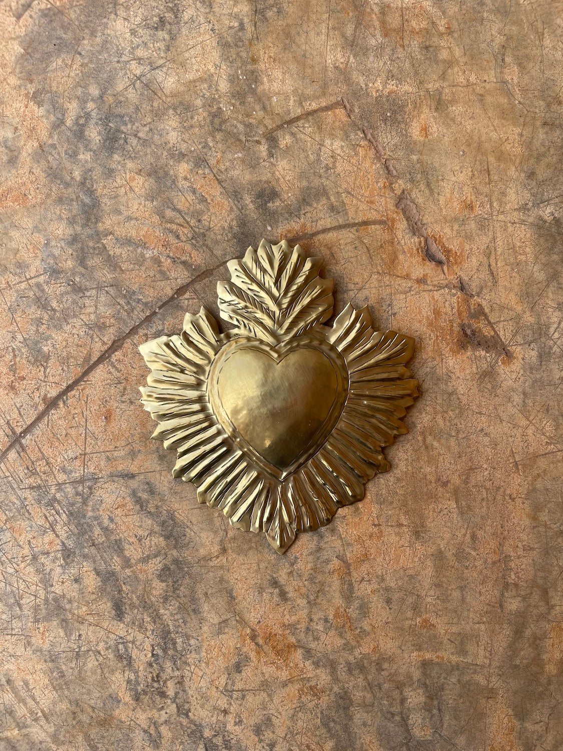 Moroccan Brass Wall Decor Flaming Heart Metal Wall Ornament-Small Decor Une Vie Nomade Brand_Une Vie Nomade Home_Decor New Arrivals IMG_1844MoroccanFlamingHeartMetalWallOrnament-Small
