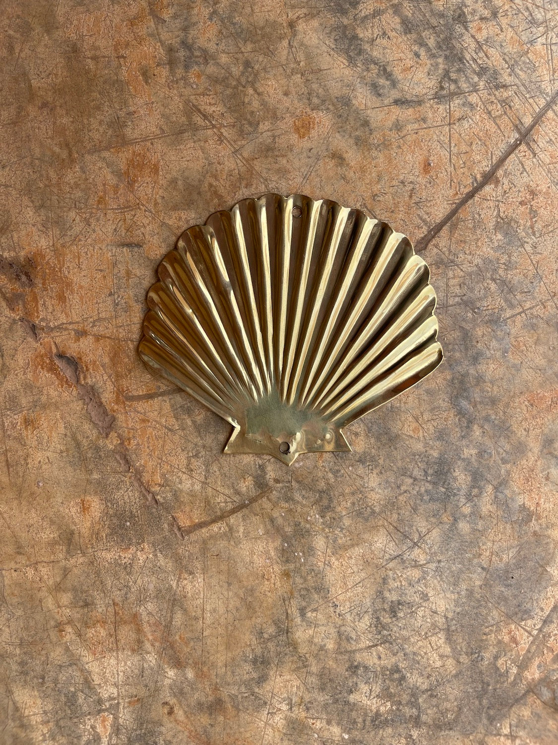 Moroccan Brass Wall Decor Shell Metal Wall Ornament Decor Une Vie Nomade Brand_Une Vie Nomade Home_Decor New Arrivals IMG_1853MoroccanBrassMetalWallDecorShell