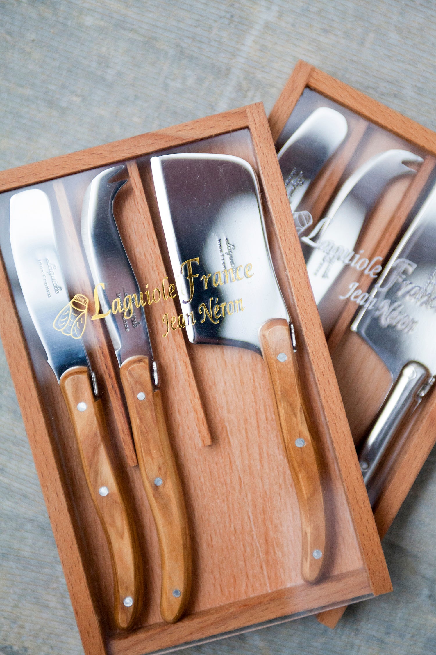 Laguiole Mini Olivewood Cheese Set in Wooden Box with Acrylic Lid (Set of 3) Cutlery Set Laguiole Brand_Laguiole Cheese Sets Gift Sets Kitchen_Dinnerware Kitchen_Kitchenware Laguiole Loose Mini Rainbow Utensils Mini Cheese Sets LookBook_0166_1