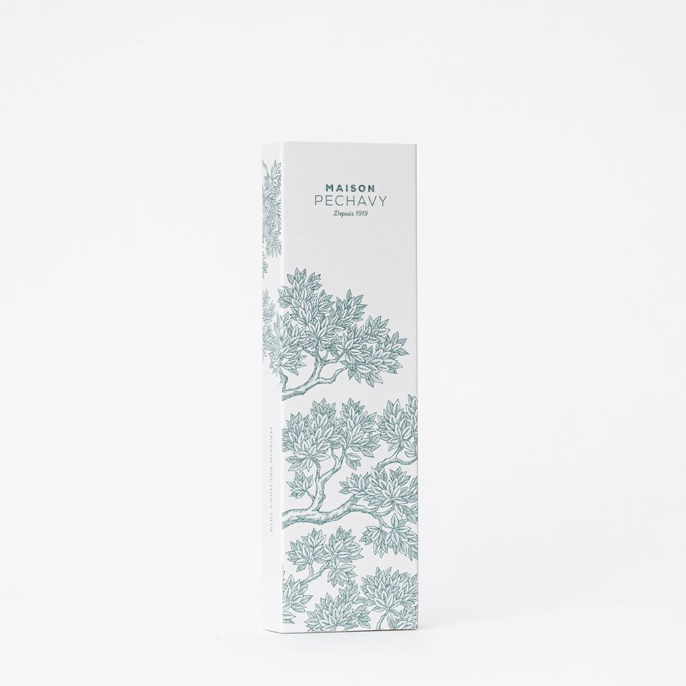 Maison Pechavy Long Matches (White and Lichen) Maison Pechavy Brand_Maison Pechavy Home_Candles & Accessories Maison Pechavy Matches New Arrivals MaisonPechavyLongMatches_WhiteandLichen_box