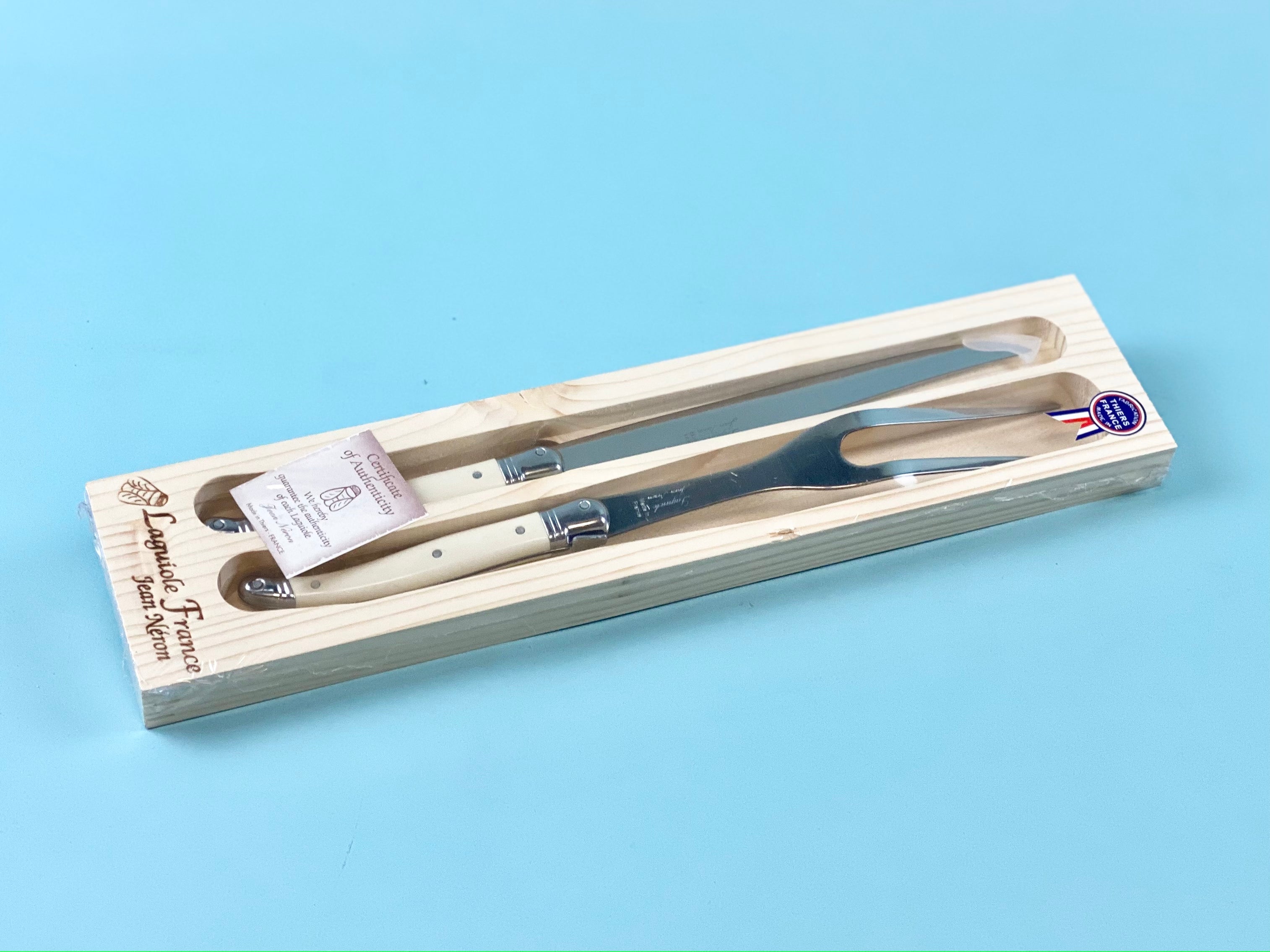 Laguiole Ivory Carving Set in Wood Box Cutlery Set Laguiole Brand_Laguiole Carving Sets Kitchen_Dinnerware Laguiole NR790020547IW