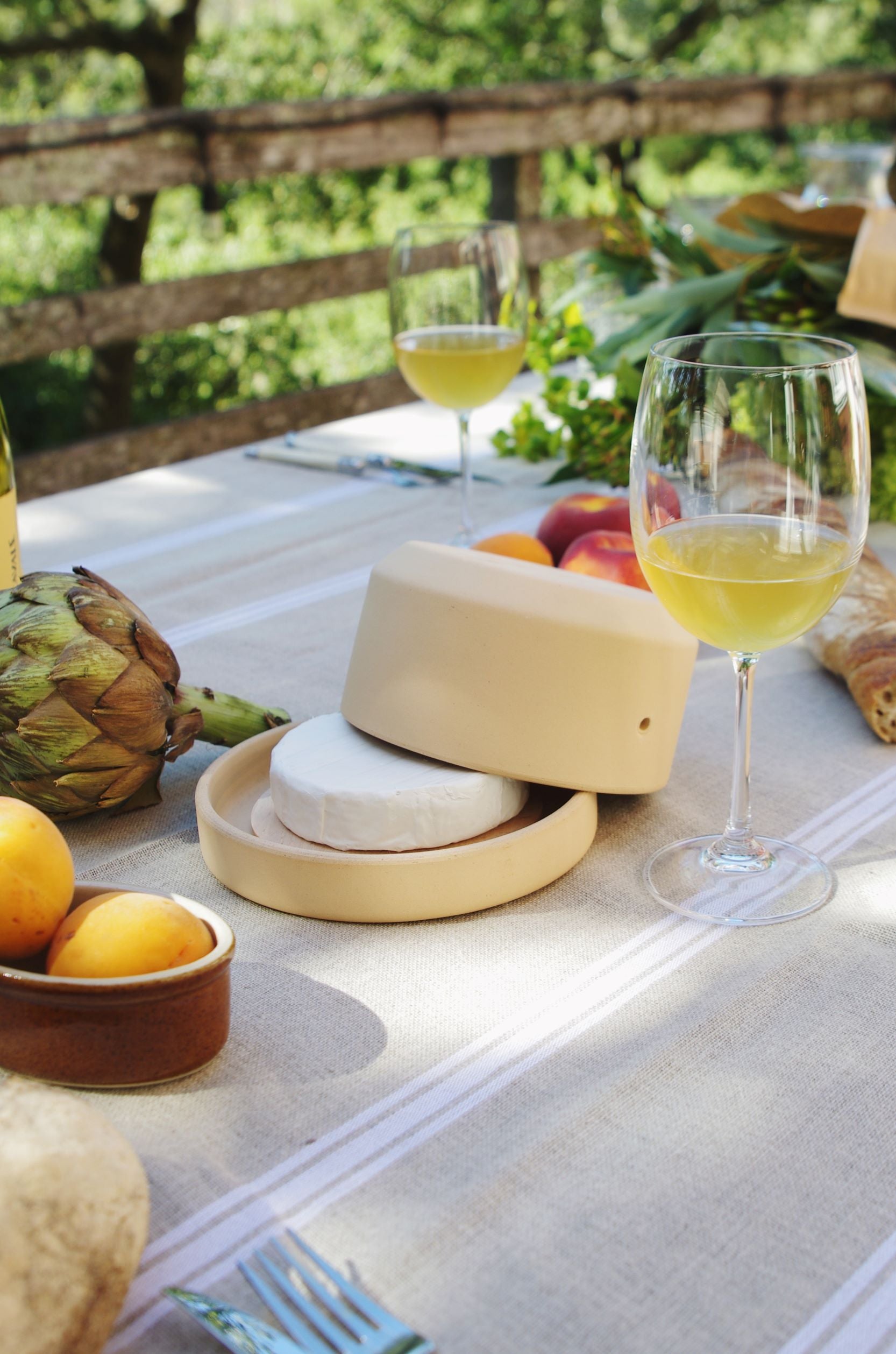 Thieffry Monogramme Linen Tablecloth (68" x 110") Textile Thieffry Brand_Thieffry Rectangular Tablecloths Textiles_Tablecloths Thieffry ThieffryWhiteMonogrammeLinenTablecloth_68x110_7