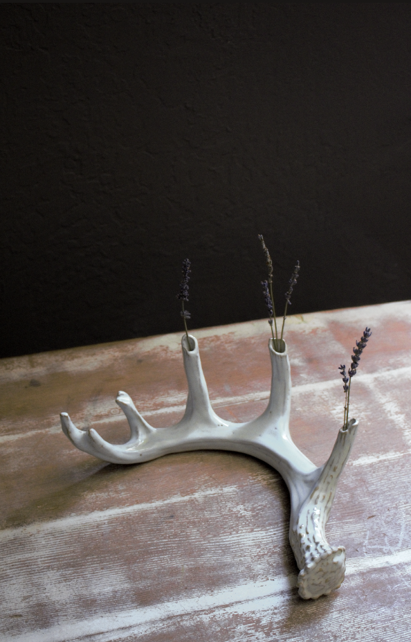 Yarnnakarn Ceramics Antler Vase Yarnnakarn Brand_Yarnnakarn Home_Decor Spring Collection antler_10