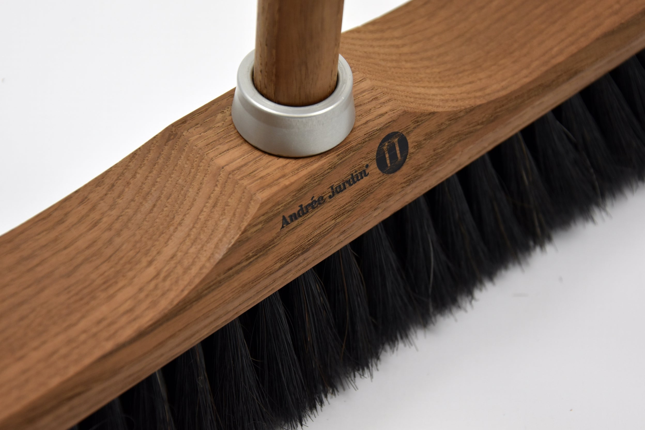 Andrée Jardin Heritage 17 Ash Wood Broom Head with Black Fibers