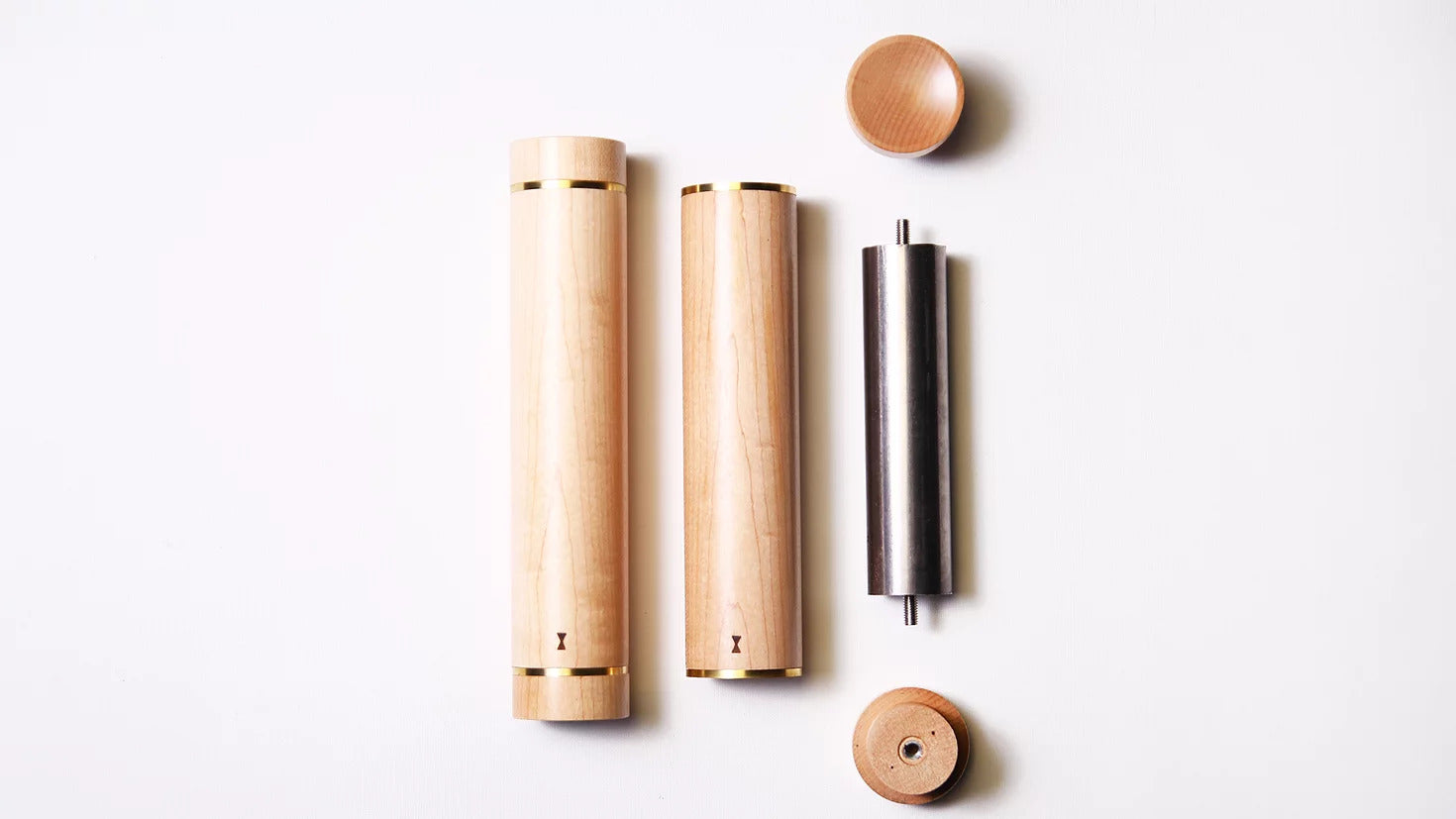 Kenko Maple Dumbbell Weights 0.5kg - Kenko - Brand_Kenko Fitness - Home_Workout Equipment - Kenko - New Arrivals - ezgif.com-gif-maker_1_72b72693-bac2-4a1e-9271-c8bfebb741a8