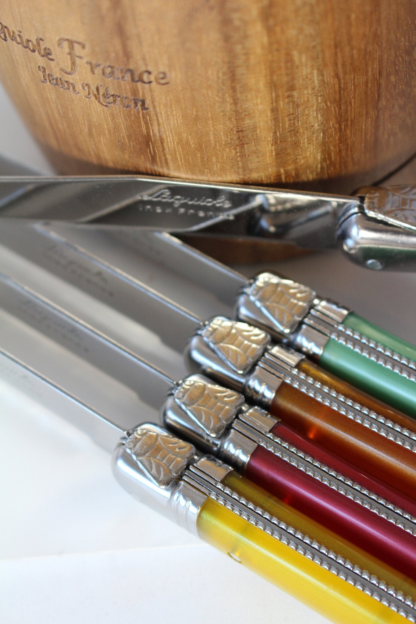 Laguiole Rainbow Platine Knives in Wooden Box with Acrylic Lid (Set of 6) Cutlery Laguiole Brand_Laguiole Flatware Sets Kitchen_Dinnerware Kitchen_Kitchenware Laguiole laguiole_rainbow_platine_knives_572285fb-2c75-46a2-86b9-e19dbd4ba4c5