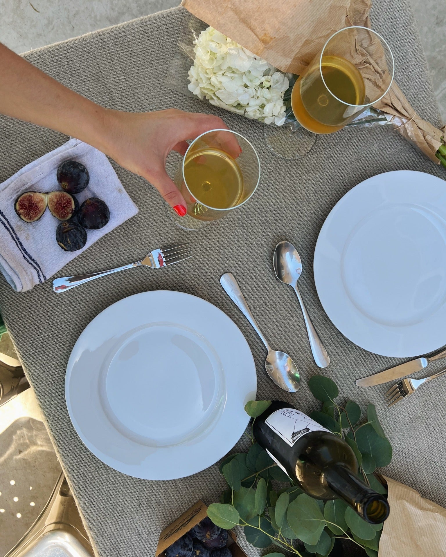 Thieffry Bagatelle Linen Round Tablecloth (67") Placemats Thieffry Brand_Thieffry Home_Decor New Arrivals Textiles_Tablecloths thieffrybelgianlinentablecloth